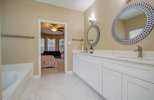 12427 Shadycrest Drive, Houston, TX 77082