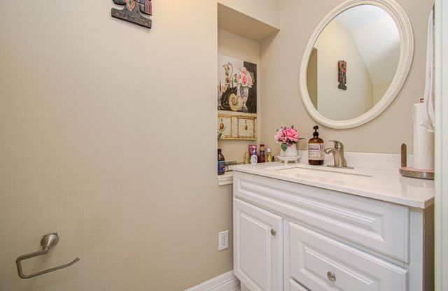 12427 Shadycrest Drive, Houston, TX 77082