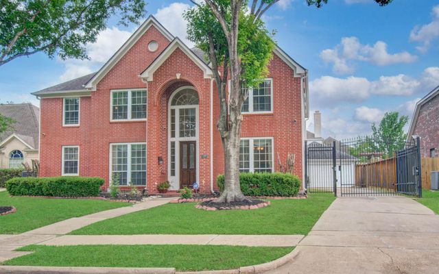 12427 Shadycrest Drive, Houston, TX 77082