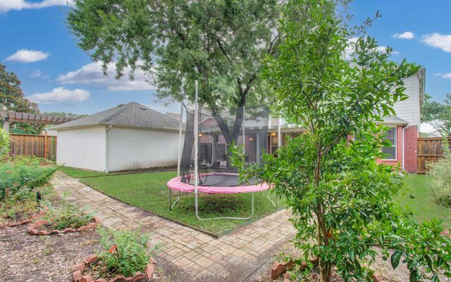 12427 Shadycrest Drive, Houston, TX 77082