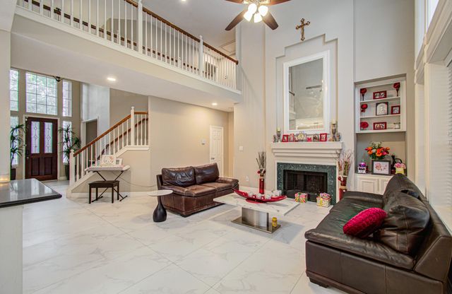12427 Shadycrest Drive, Houston, TX 77082