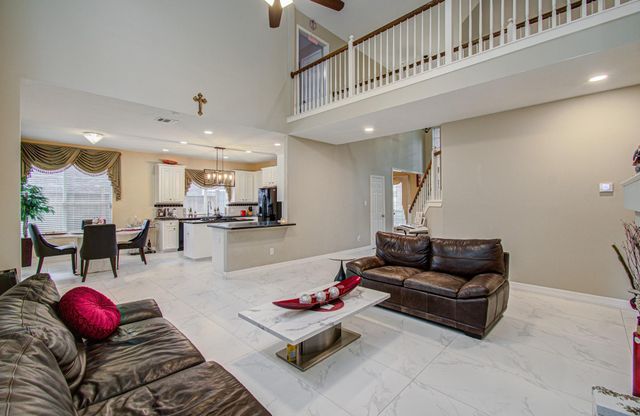12427 Shadycrest Drive, Houston, TX 77082