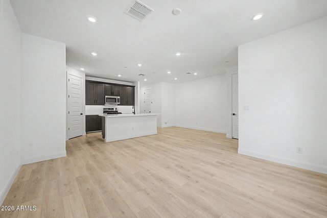 13975 W Luke Parkway 143, Surprise, AZ 85374