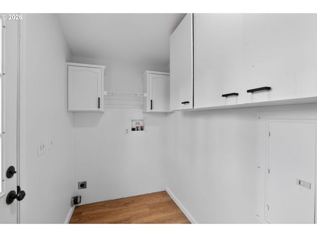 2031 LOOP Rd, Stevenson, WA 98648