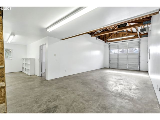 2031 LOOP Rd, Stevenson, WA 98648