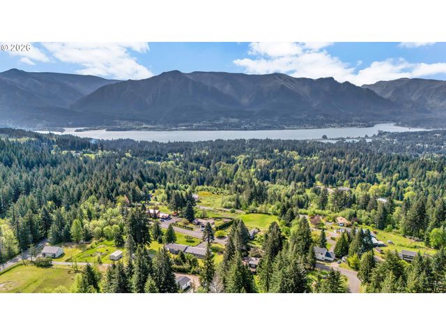 2031 LOOP Rd, Stevenson, WA 98648