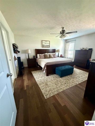 28 Arlington Drive, Elizabethtown, KY 42701
