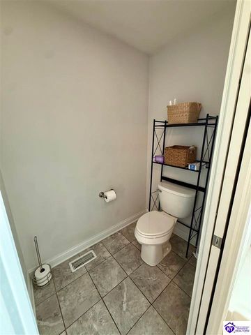 28 Arlington Drive, Elizabethtown, KY 42701