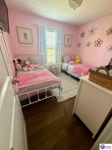 28 Arlington Drive, Elizabethtown, KY 42701