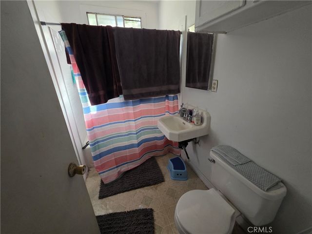 264 N Dillon, San Jacinto, CA 92583