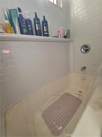 264 N Dillon, San Jacinto, CA 92583