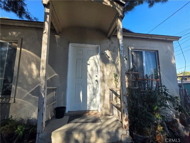 264 N Dillon, San Jacinto, CA 92583