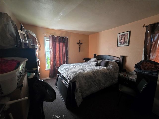 264 N Dillon, San Jacinto, CA 92583