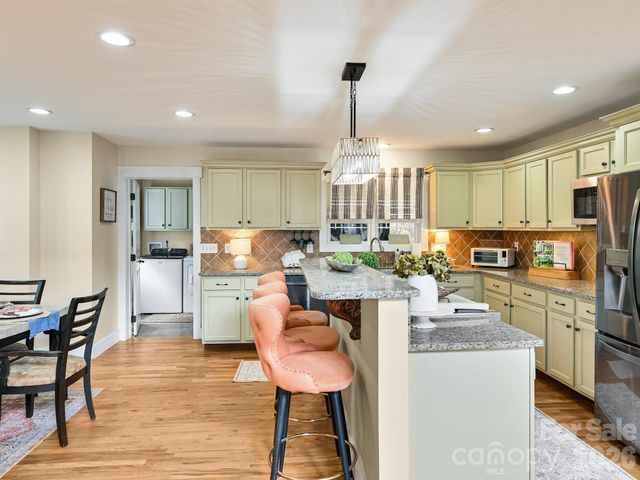 1645 Ivy Hill Road, Marshall, NC 28753