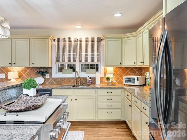 1645 Ivy Hill Road, Marshall, NC 28753