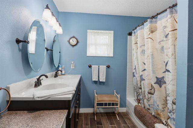 510 CIRCLEWOOD DRIVE P1-2, Venice, FL 34293