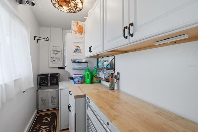 510 CIRCLEWOOD DRIVE P1-2, Venice, FL 34293