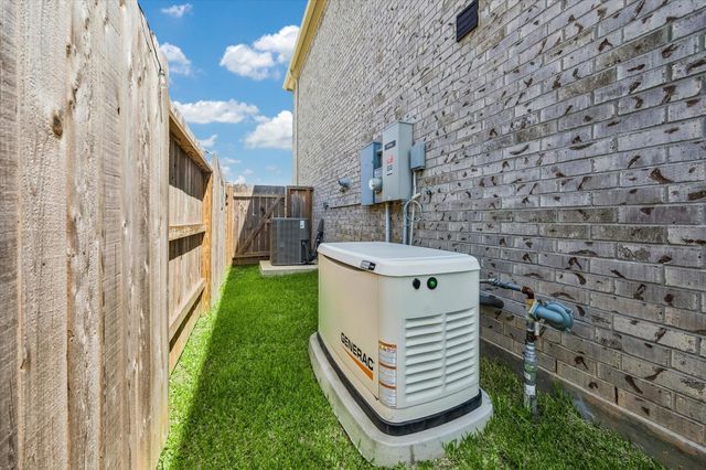 2852 Grand Anse Drive, Katy, TX 77493