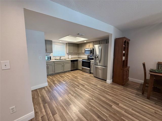 1200 ABBEY CRESCENT LANE, Clearwater, FL 33759