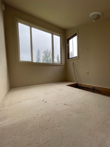 746 NINE MILE HILL ROAD, Fairbanks, AK 99712