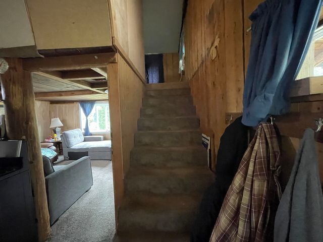 746 NINE MILE HILL ROAD, Fairbanks, AK 99712