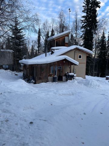 746 NINE MILE HILL ROAD, Fairbanks, AK 99712