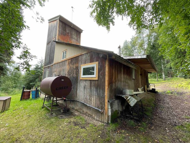 746 NINE MILE HILL ROAD, Fairbanks, AK 99712