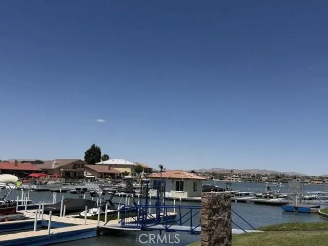 17950 Fremontia, Victorville, CA 92395