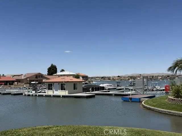 17950 Fremontia, Victorville, CA 92395