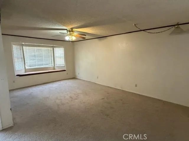 17950 Fremontia, Victorville, CA 92395