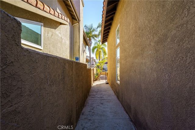 5 Seabridge Road, Laguna Niguel, CA 92677