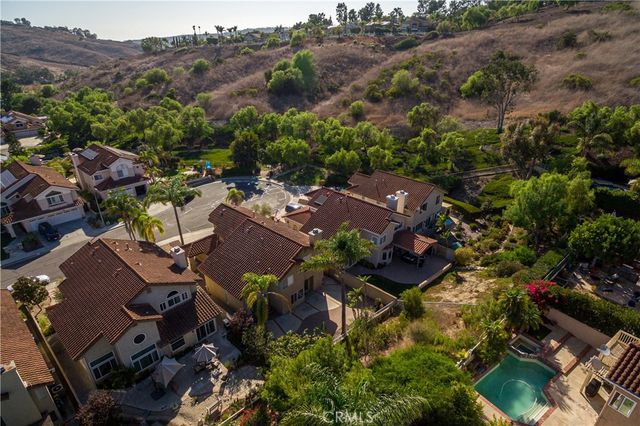 5 Seabridge Road, Laguna Niguel, CA 92677