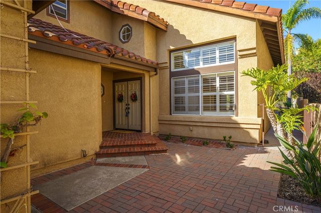 5 Seabridge Road, Laguna Niguel, CA 92677