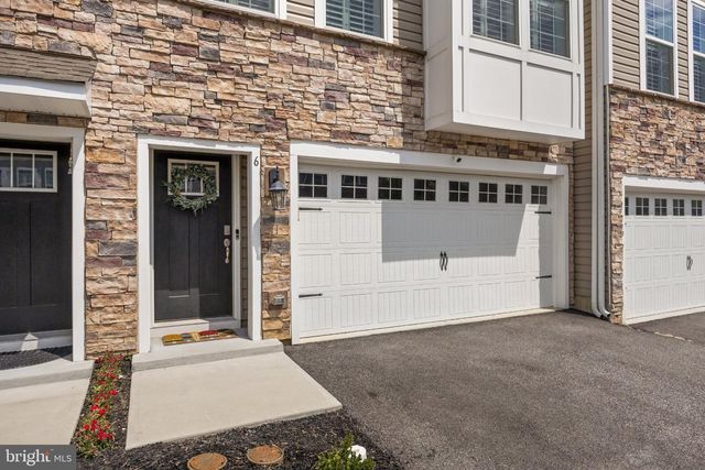 6 CARDINAL WAY, Mount Laurel, NJ 08054