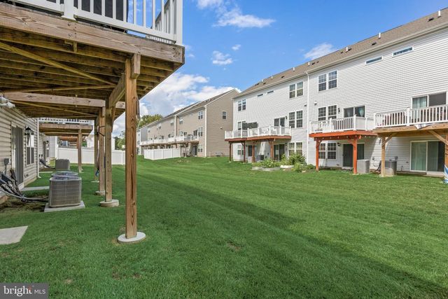 6 CARDINAL WAY, Mount Laurel, NJ 08054