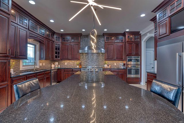 5977 Medinah Drive, Newburgh, IN 47630