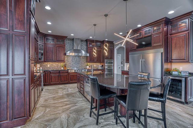 5977 Medinah Drive, Newburgh, IN 47630