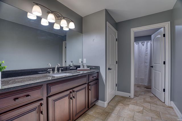 5977 Medinah Drive, Newburgh, IN 47630