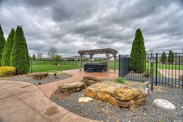 5977 Medinah Drive, Newburgh, IN 47630