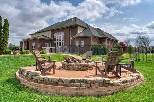 5977 Medinah Drive, Newburgh, IN 47630