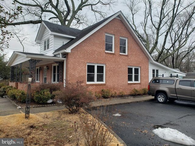 10306 GUNSTON RD, Lorton, VA 22079