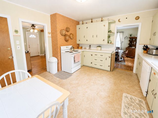 4 Orchard Street, West Haven, CT 06516