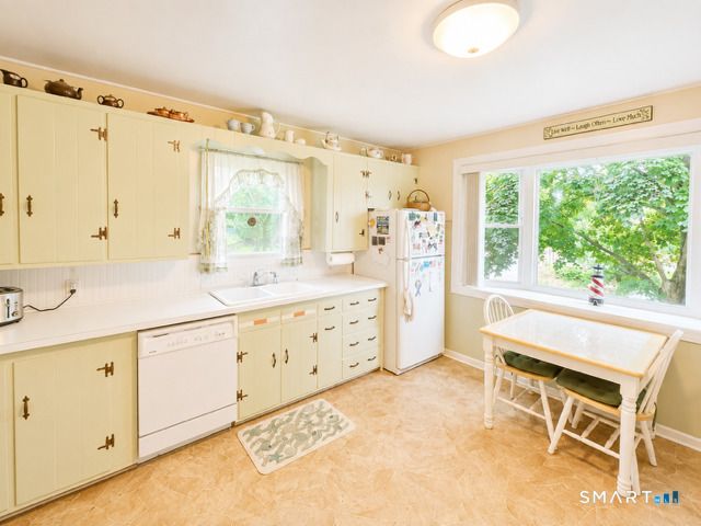 4 Orchard Street, West Haven, CT 06516
