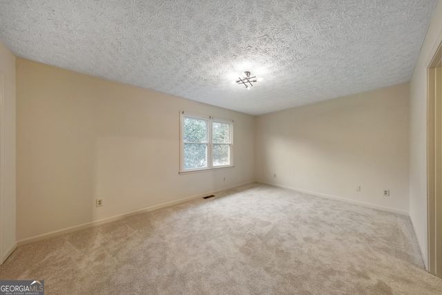 1005 Kennesborough Road NW, Kennesaw, GA 30144