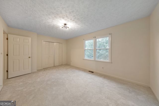 1005 Kennesborough Road NW, Kennesaw, GA 30144