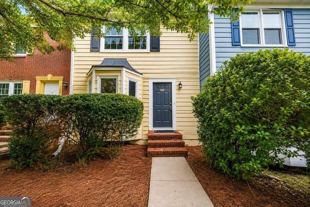 1005 Kennesborough Road NW, Kennesaw, GA 30144