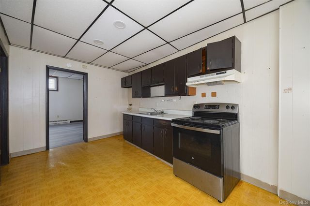 24-28 Vineyard Avenue, Highland, NY 12528