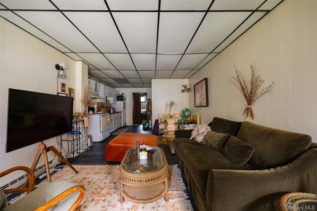 24-28 Vineyard Avenue, Highland, NY 12528