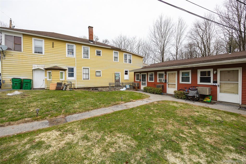 24-28 Vineyard Avenue, Highland, NY 12528