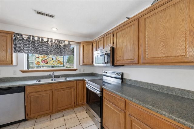 1428 Kay Lynn Drive, Pea Ridge, AR 72751
